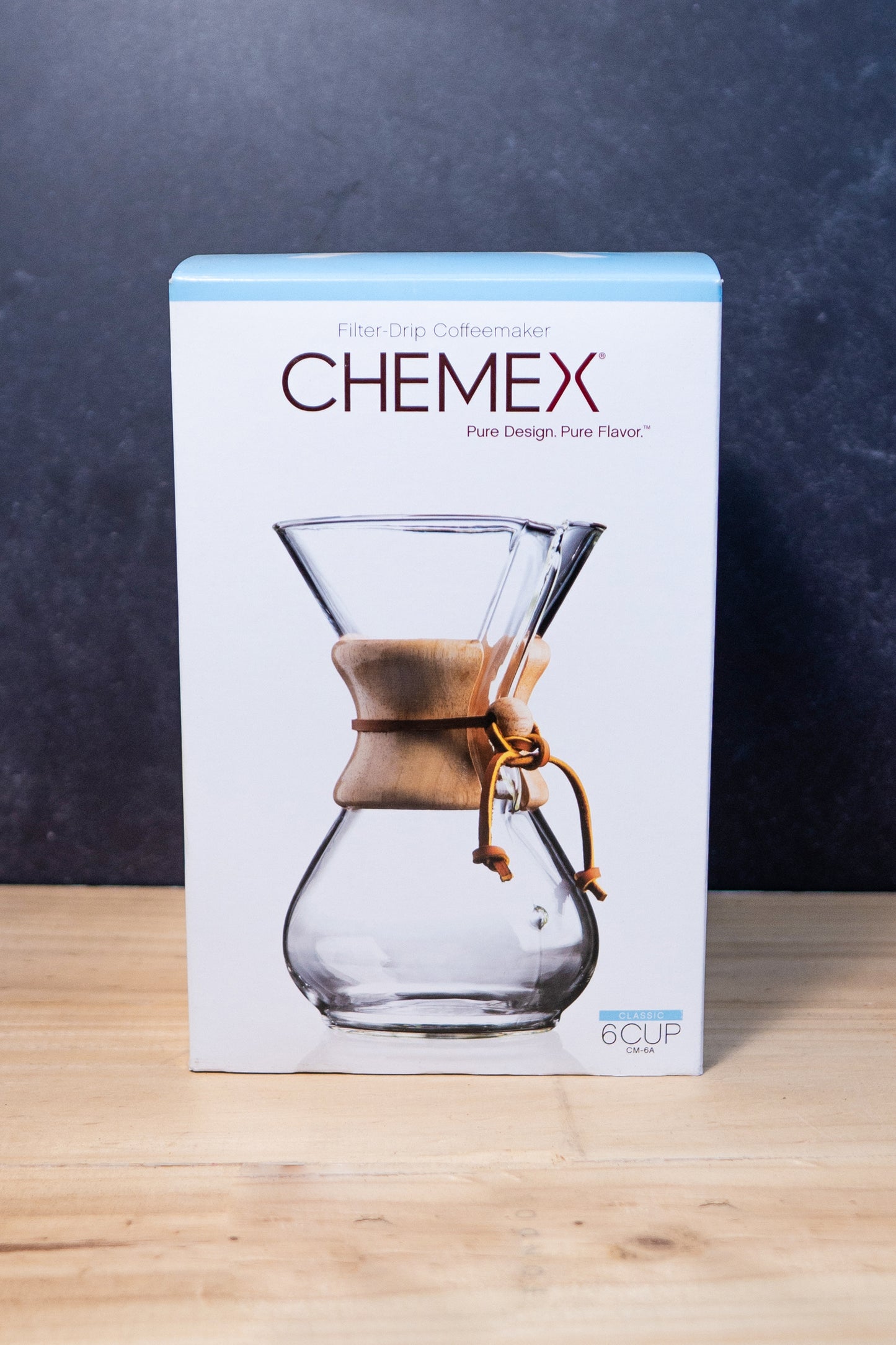 Cafetera Chemex de vidrio y mango de madera